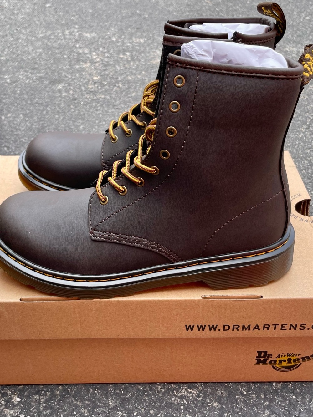 Dr martens 1460 size size 7.5-8 Women’s 6Y